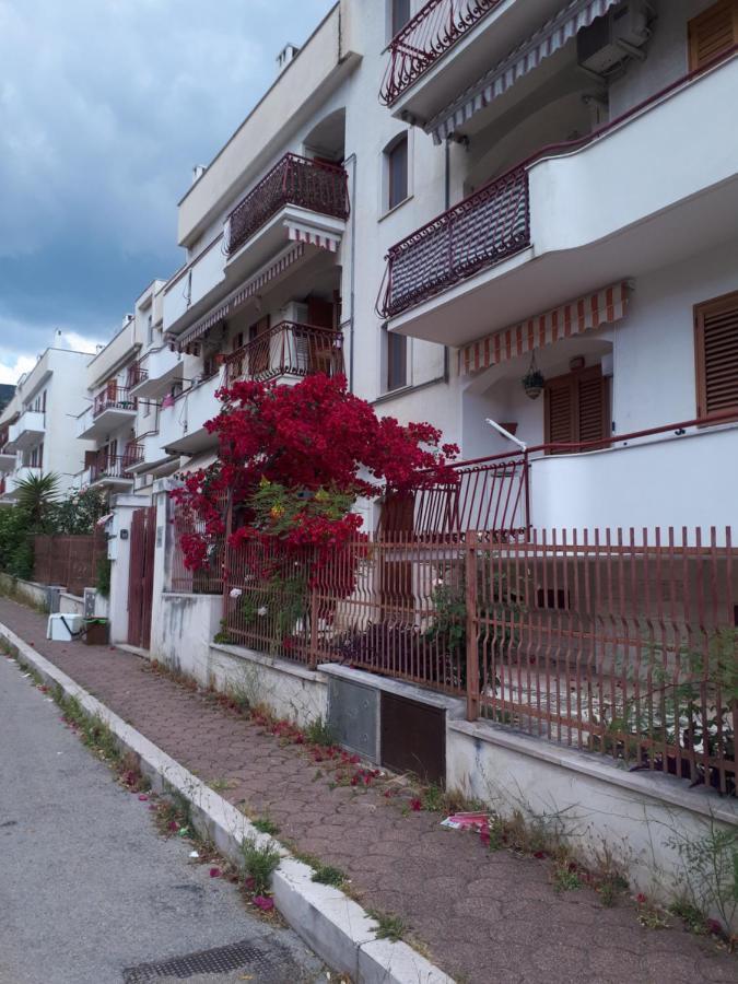 Апартаменты La Vie En Rose Маттината Экстерьер фото